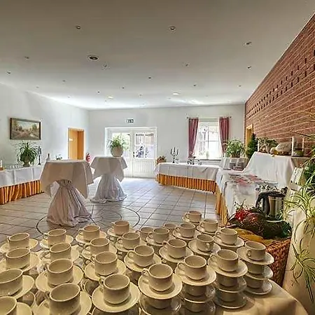 Jeddinger Hof Land- Und Seminarhotel Hotel 3*